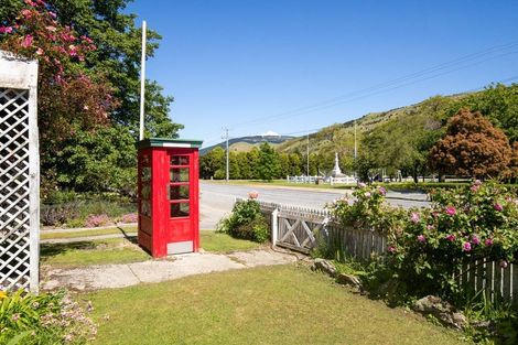 Photo of property in 1673 Teviot Road, Millers Flat, Roxburgh, 9572