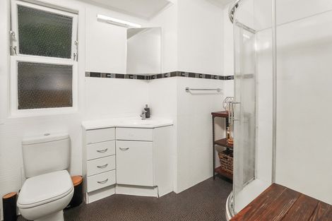 Photo of property in 99 Collins Road, Melville, Hamilton, 3206