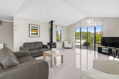 Photo of property in 14a Totara View Road, Wakefield, 7095