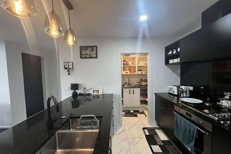 Photo of property in 14a Rutland Street, Levin, 5510