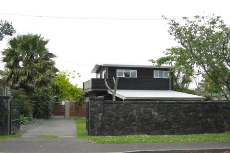 Photo of property in 99 Ladies Mile, Manly, Whangaparaoa, 0930