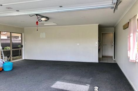 Photo of property in 3 Stornaway Drive, Flat Bush, Auckland, 2016