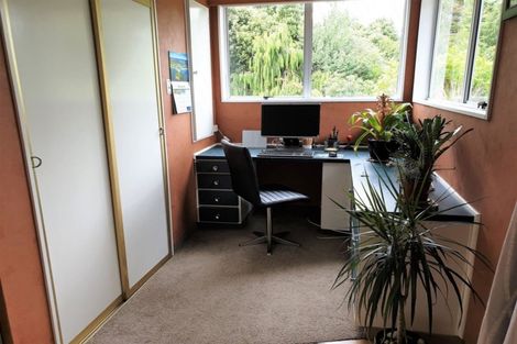 Photo of property in 9 Ranfurly Street, Dannevirke, 4930