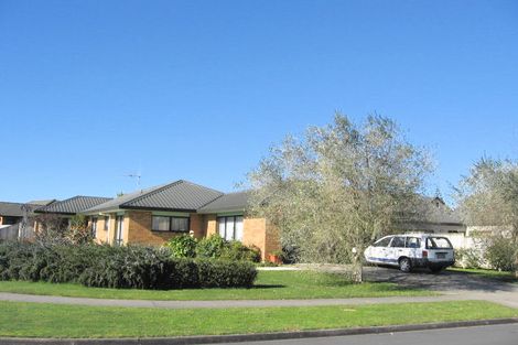 Photo of property in 2 Waipuna Place, Rototuna, Hamilton, 3210