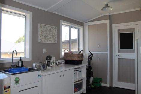 Photo of property in 2 Arthur Street, Holmes Hill, Oamaru, 9401