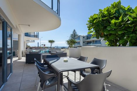 Photo of property in 210/178 Marine Parade, Mount Maunganui, 3116