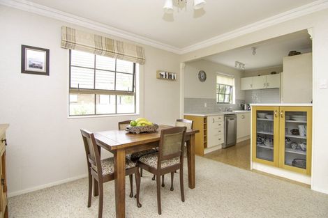 Photo of property in 68 Pencarrow Street, Highbury, Palmerston North, 4412