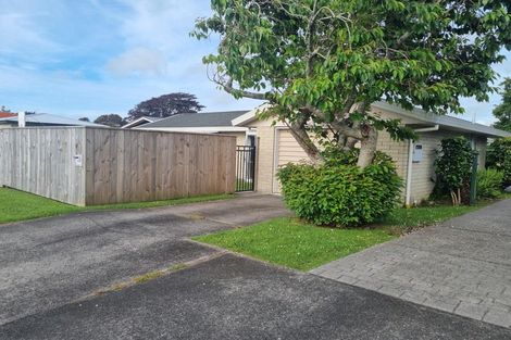 Photo of property in 425 Carrington Street, Upper Vogeltown, New Plymouth, 4310