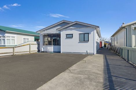 Photo of property in 77 Wellesley Road, Napier South, Napier, 4110