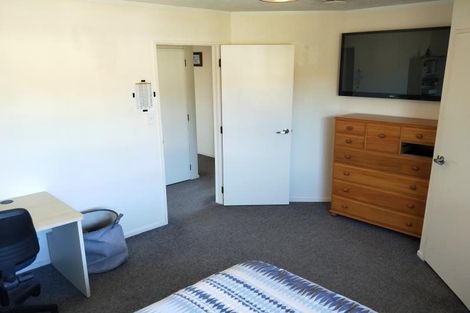 Photo of property in 96 Hillcrest Drive, Kelvin Grove, Palmerston North, 4414