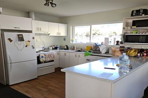 Photo of property in 2/44c Bowenvale Avenue, Cashmere, Christchurch, 8022