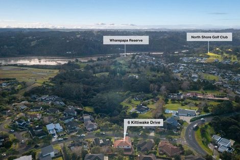 Photo of property in 6 Kittiwake Drive, Schnapper Rock, Auckland, 0632