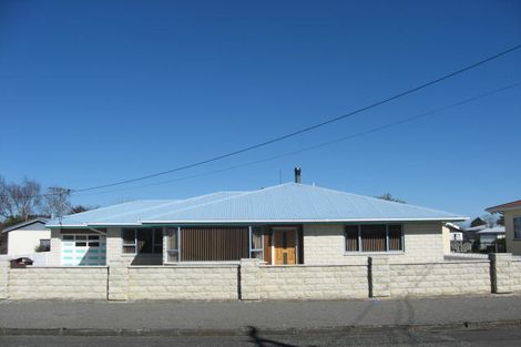 Photo of property in 32 Richmond Road, Carterton, 5713