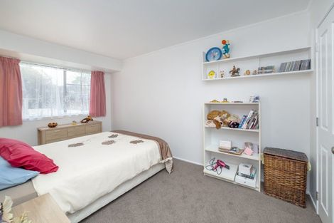 Photo of property in 32 Lowes Place, Solway, Masterton, 5810