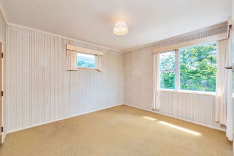 Photo of property in 44 Selwyn Crescent, Forrest Hill, Auckland, 0620