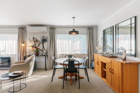 Photo of property in 26 Palmcrest Grove, Highland Park, Auckland, 2010