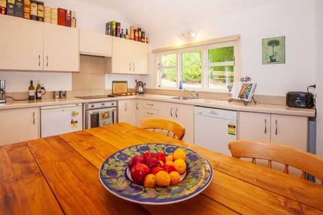 Photo of property in 31 Waikana Street, Broad Bay, Dunedin, 9014