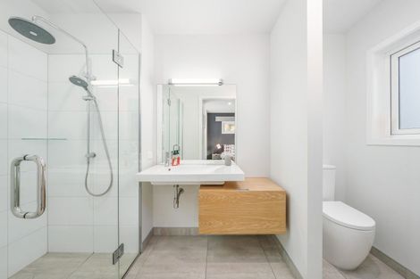 Photo of property in 21 Kapuka Lane, Wanaka, 9305