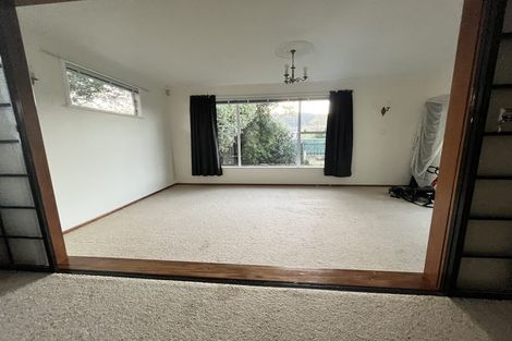 Photo of property in 24 York Avenue, Heretaunga, Upper Hutt, 5018