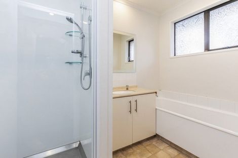 Photo of property in 1/137 Grahams Road, Burnside, Christchurch, 8053