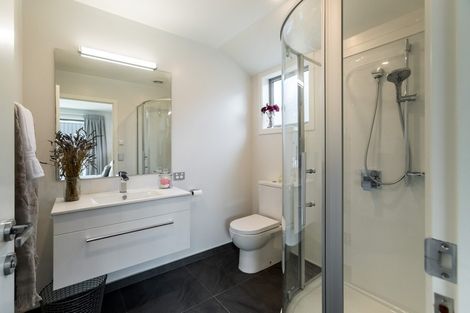 Photo of property in 51 Molyneux Avenue, Cromwell, 9310