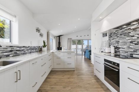 Photo of property in 31 Bramley Drive, Omokoroa, 3114