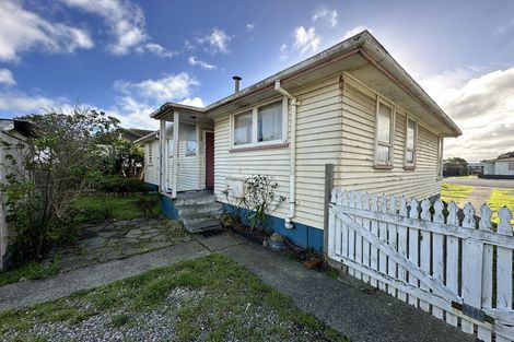 Photo of property in 141 Puriri Street, Castlecliff, Whanganui, 4501