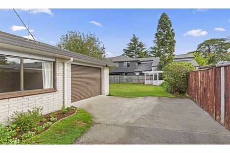 Photo of property in 2 Page Place, Hamilton East, Hamilton, 3216