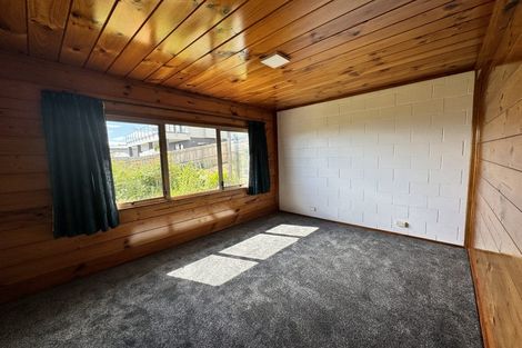 Photo of property in 12 Mellons Bay Road, Howick, Auckland, 2014