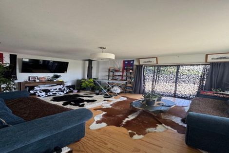 Photo of property in 8 Kea Place, Mangere Bridge, Auckland, 2022