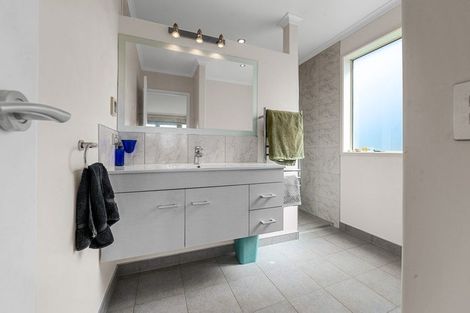 Photo of property in 240 Waring Road, Taupiri, 3791