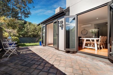 Photo of property in 5b Te Mata Peak Road, Havelock North, 4130