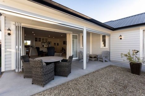 Photo of property in 22 Ruge Court, Cambridge, 3434
