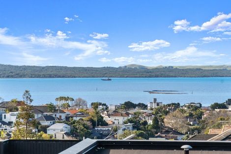 Photo of property in 24 Sprott Road, Kohimarama, Auckland, 1071