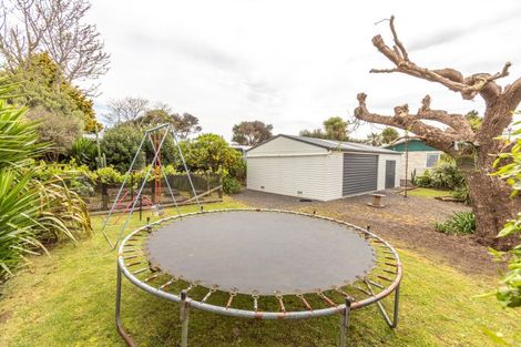 Photo of property in 5 Bush Street, Paeroa, 3600