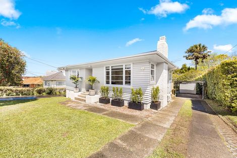 Photo of property in 14 Belmont Terrace, Milford, Auckland, 0620