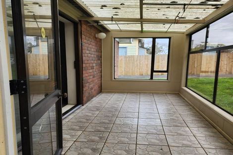 Photo of property in 27 Harris Road, Mount Wellington, Auckland, 1051