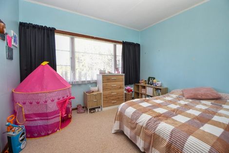 Photo of property in 259 High Street North, Carterton, 5713