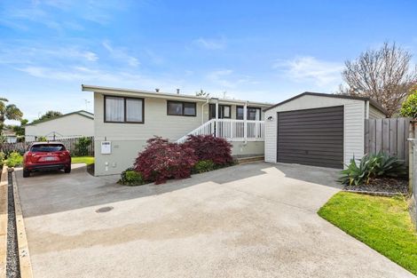 Photo of property in 11a Pokapu Place, Bethlehem, Tauranga, 3110