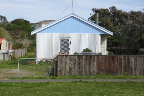 Photo of property in 187 Cornfoot Street, Castlecliff, Whanganui, 4501