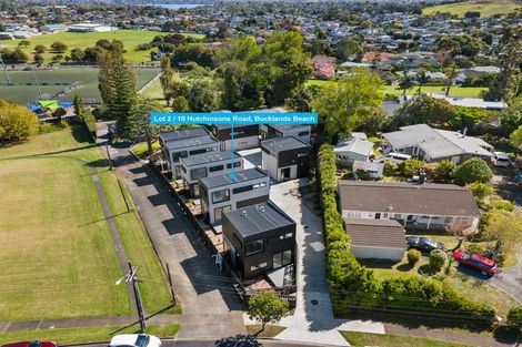 Photo of property in 8/10 Hutchinsons Road, Bucklands Beach, Auckland, 2014