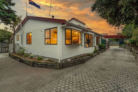 Photo of property in 16 Sandra Street, South New Brighton, Christchurch, 8062