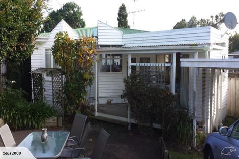 Photo of property in 1/40 Mahara Avenue, Birkenhead, Auckland, 0626