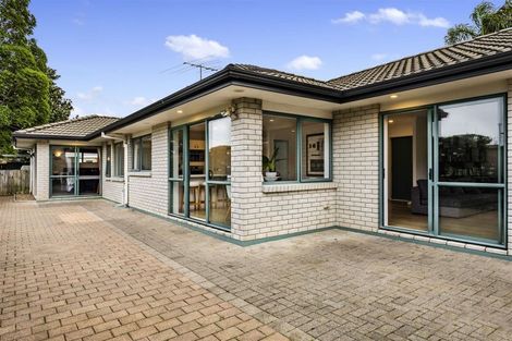 Photo of property in 18 Sample Road, Albany, Auckland, 0632