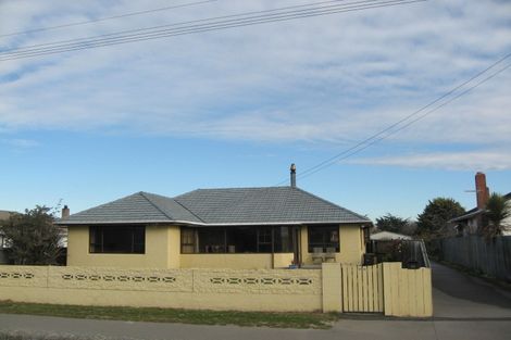 Photo of property in 92 Oram Avenue, New Brighton, Christchurch, 8061