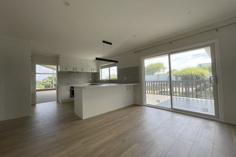 Photo of property in 310 Hurstmere Road, Takapuna, Auckland, 0622
