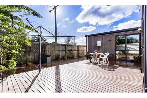 Photo of property in 2 Te Aparangi Road, Papakura, 2110