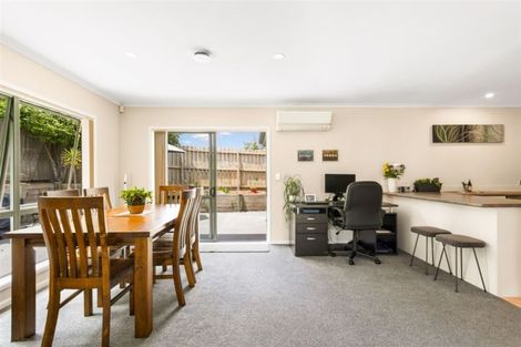 Photo of property in 5 San Diego Court, Henderson, Auckland, 0612