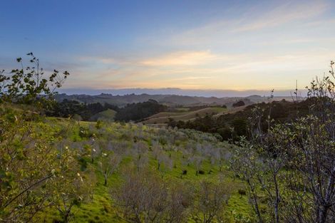 Photo of property in 298 Mahurangi West Road, Puhoi, Warkworth, 0983