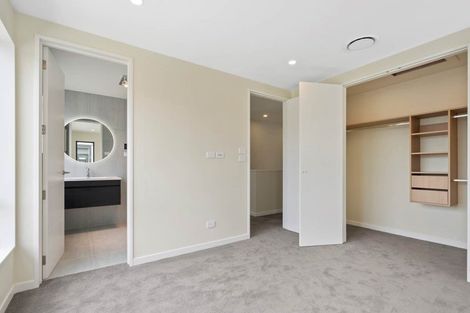 Photo of property in 12 Babos Avenue, Kumeu, 0810